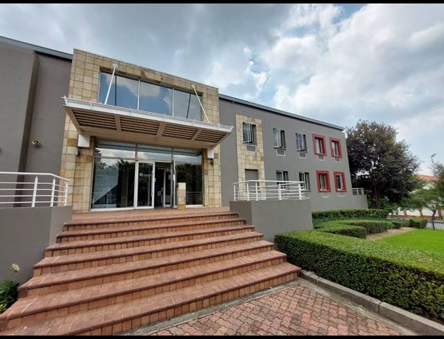 395M² OFFICE TO LET IN GREENSTONE HILL
